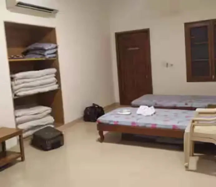 Jirawala Parshwanath Yatrik Bhavan